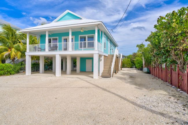 Front | Image 40