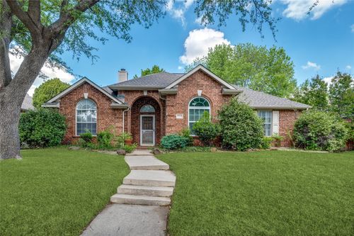 11248 Covey Ln, Frisco, TX, 75035-6390 | Card Image