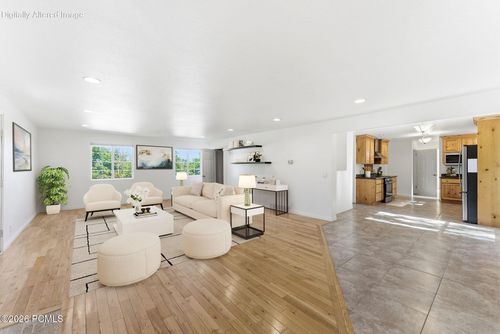 3463 S 400 E, Bountiful, UT, 84010-5816 | Card Image