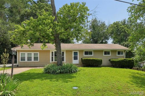 14 Ken Dr, Fenton, MO, 63026-4412 | Card Image