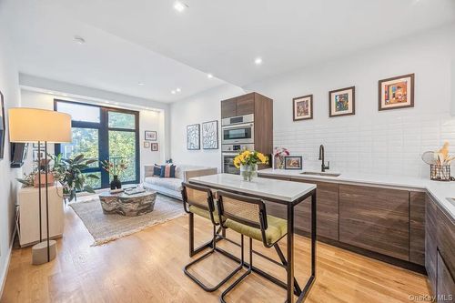 apt-3b-1110 Madison St, Brooklyn, NY, 11221-7925 | Card Image