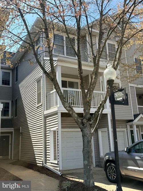 12823 Fair Briar Ln, FAIRFAX, VA, 22033-3853 | Card Image