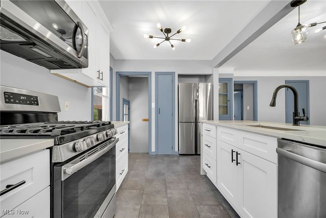 1030 Keystone Dr, House other with 2 bedrooms, 2 bathrooms and null parking in Cleveland Heights OH | Image 8