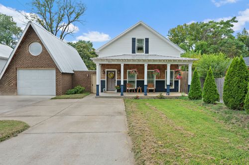 711 Courtland St, Murfreesboro, TN, 37130-2910 | Card Image