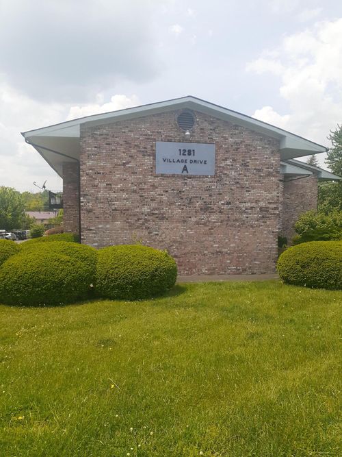 a4-1281 Village Dr, Lexington, KY, 40504-1801 | Card Image