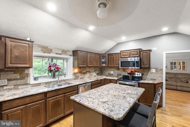 171 Sinking Spring Ln, House other with 3 bedrooms, 2 bathrooms and null parking in GORE VA | Image 12