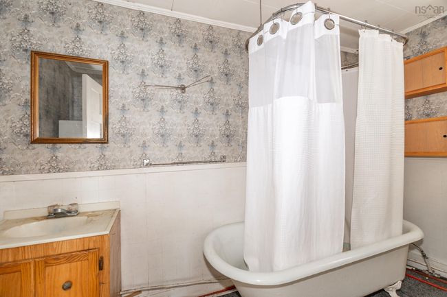 9427 Highway 8, House other with 3 bedrooms, 1 bathrooms and null parking in Lequille NS | Image 31