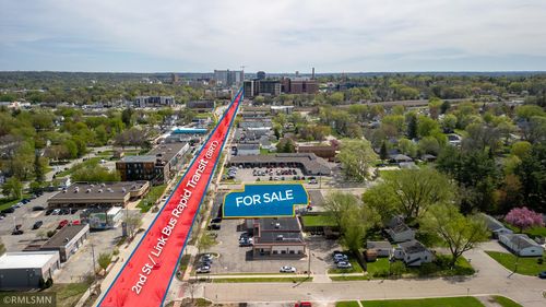 2002 2nd St Sw, Rochester, MN, 55902-2469 | Card Image