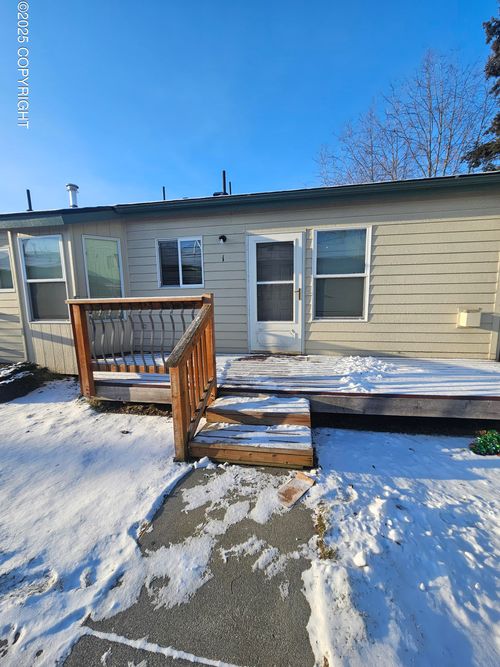 d1-1421 W 26th Avenue, Anchorage, AK, 99503 | Card Image