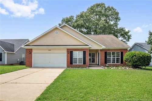 1532 Laurel Oak Dr, Fayetteville, NC, 28314-6221 | Card Image