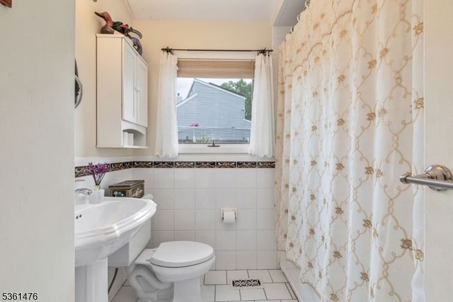 27 Atlanta Ave, House other with 3 bedrooms, 2 bathrooms and null parking in Piscataway NJ | Image 16