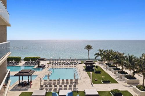 1005-1800 S Ocean Dr, Hallandale Beach, FL, 33009-7734 | Card Image