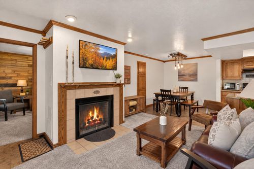 225-150 W Ridge View St, Brian Head, UT, 84719-7704 | Card Image
