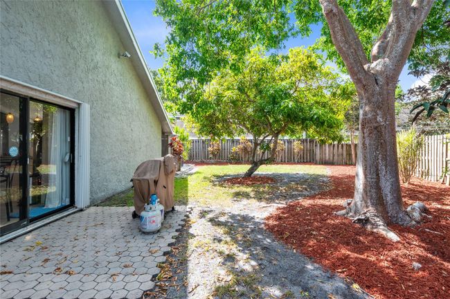 770 Nw 77 Th Ave, House other with 3 bedrooms, 2 bathrooms and null parking in Plantation FL | Image 41