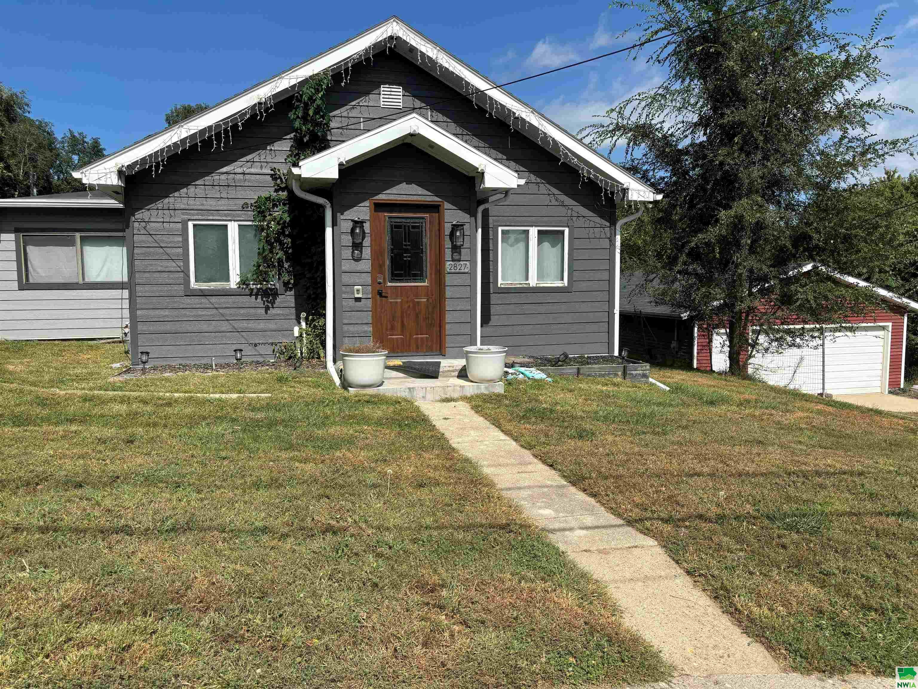 6th St, Sioux City, IA 51103
