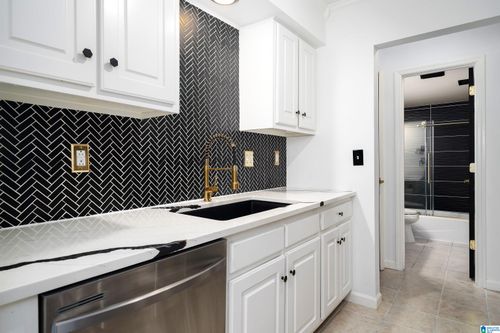 d-2407 Arlington Cres, BIRMINGHAM, AL, 35205-4140 | Card Image