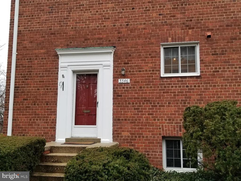 Residential Lease in ALEXANDRIA