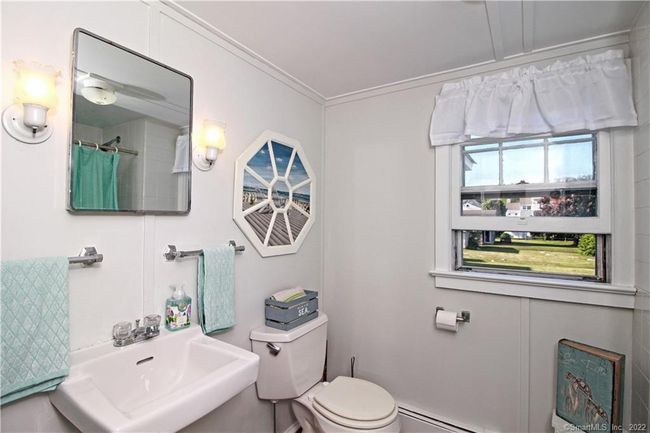 2nd Full Bathroom | Image 18