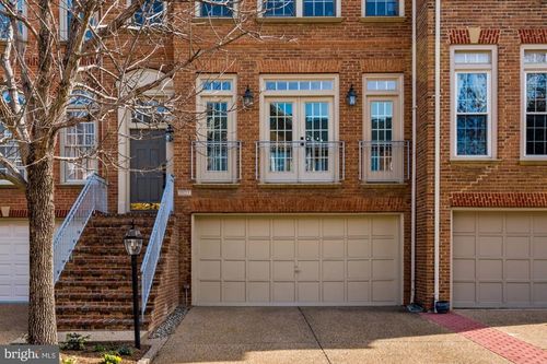 1807 Brentridge St, VIENNA, VA, 22182-2579 | Card Image