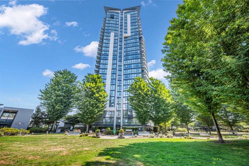 501-2225 Holdom Ave, Burnaby, BC, V5B0A1 | Card Image