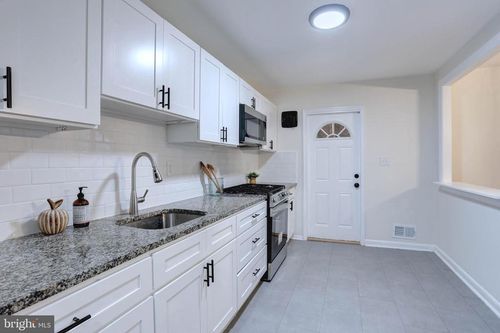 5751 Utrecht Rd, BALTIMORE, MD, 21206-2937 | Card Image