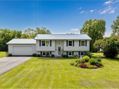 147 Brigham Rd, Saint Albans, VT, 05478-8108 | Card Image