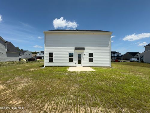 2223 Roadster Pony Ln, Hope Mills, NC, 28348-6503 | Card Image
