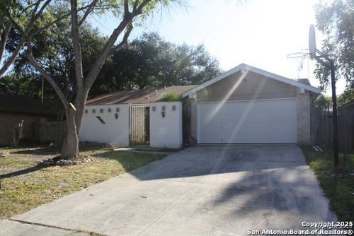 12330 Constitution St, San Antonio, TX, 78233-5205 | Card Image