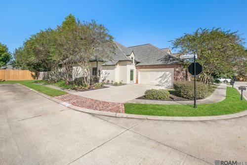 5236 Lone Pine Ln, Baton Rouge, LA, 70809-3169 | Card Image