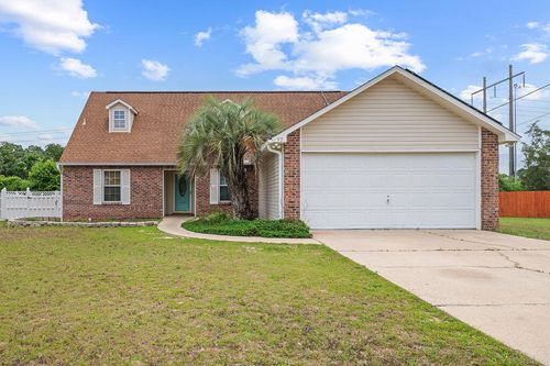 147 Nicole Ln, Crestview, FL, 32539-6051 | Card Image