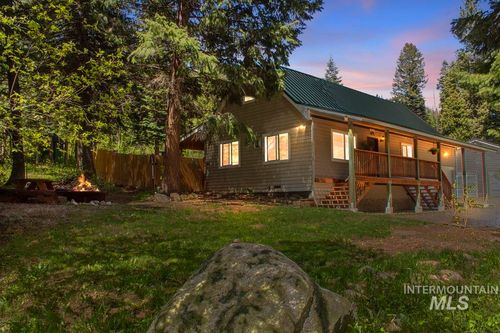 429 Doriann Dr, Cascade, ID, 83611 | Card Image