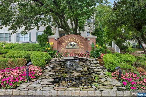 164 Cambridge Ct, Clifton, NJ, 07014-1372 | Card Image