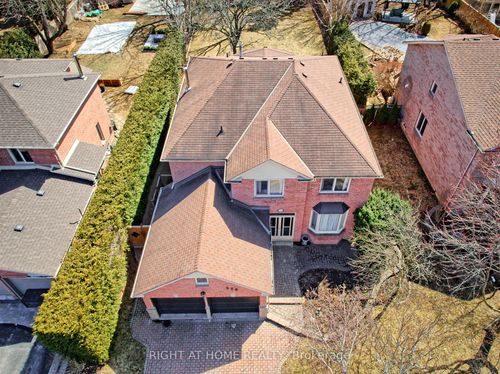 236 Mccaffrey Rd, Newmarket, ON, L3X1J3 | Card Image