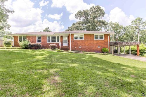 101 Spring St, Warner Robins, GA, 31088-3935 | Card Image