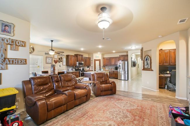 6613 Hall Of Fame Blvd, House other with 3 bedrooms, 2 bathrooms and 3 parking in Midland TX | Image 18