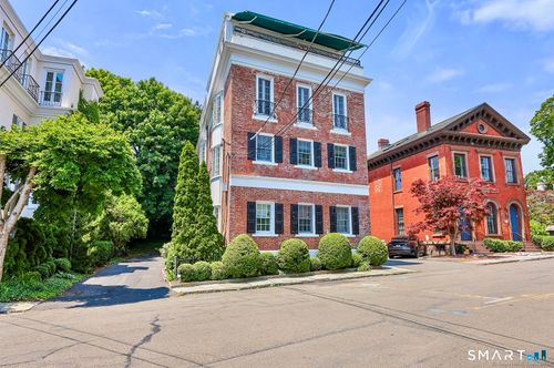 236-236 Main St, Southport, CT, 06890-1325 | Card Image