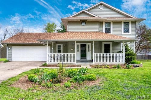 82 Spencer Trl, Saint Peters, MO, 63376-2647 | Card Image