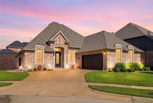 5931 Crescent Ln, Colleyville, TX, 76034-7635 | Card Image