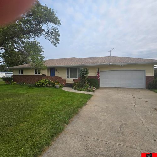 801 6th St, Beemer, NE, 68716-4207 | Card Image