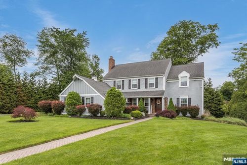 1 Copperfield Way, Morristown, NJ, 07960-4767 | Card Image