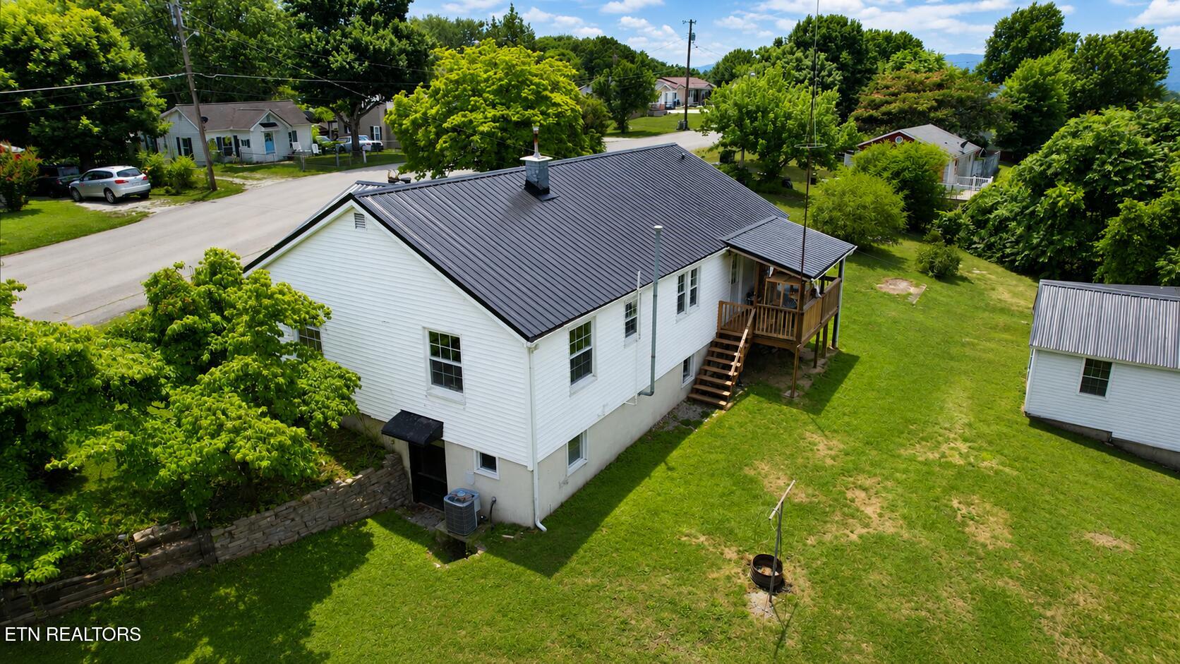 Residential in LaFollette 3