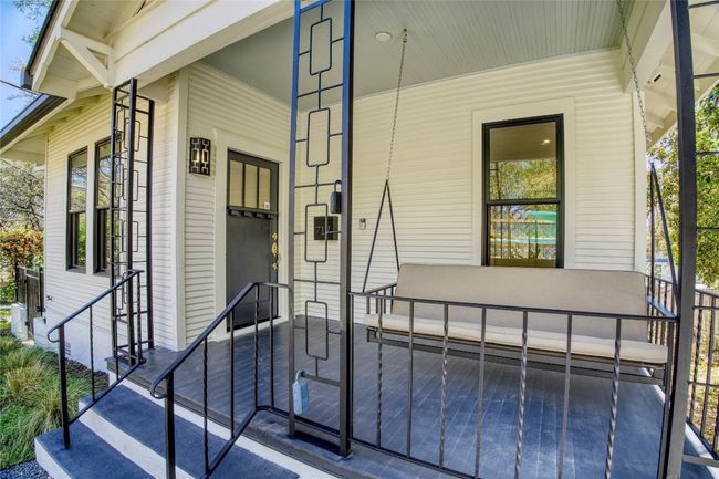 Doorway to property with covered porch | Image 34