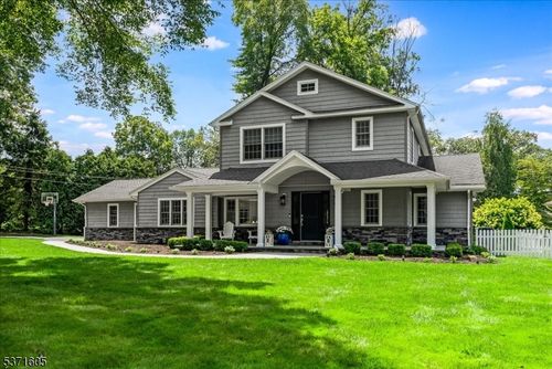 15 Birch Hill Dr, Whippany, NJ, 07981-1932 | Card Image