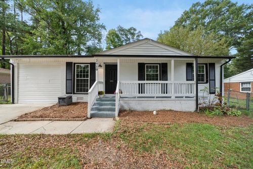 2910 Driftwood Dr, Durham, NC, 27707-4710 | Card Image
