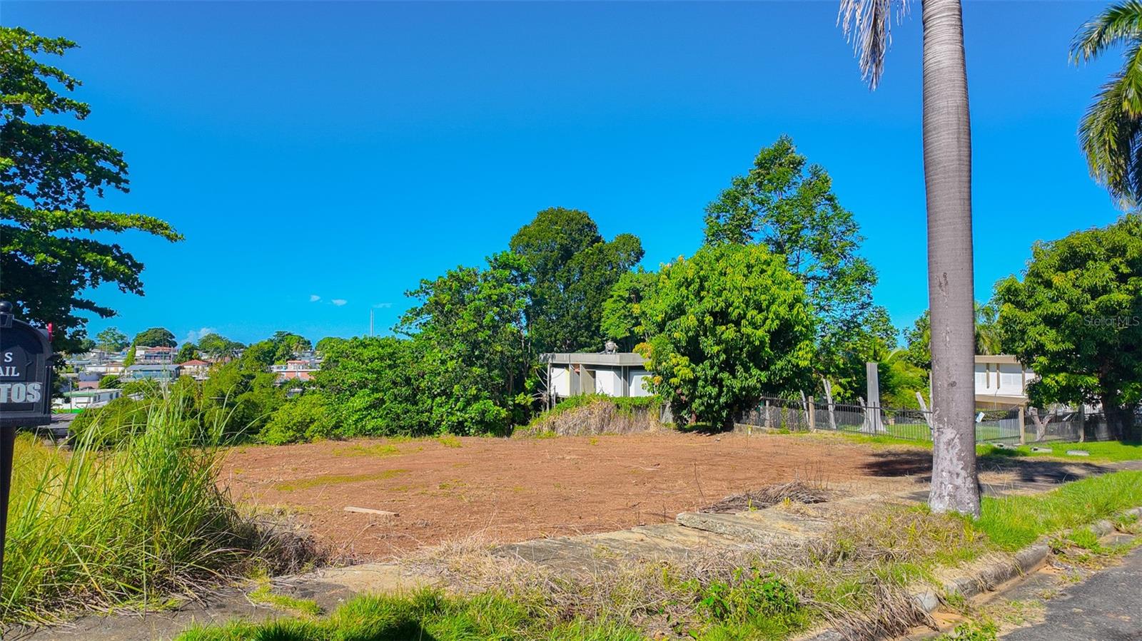 Land en venta en MAYAGUEZ, URB EUGENIO MARIA DE HOSTOS CALLE CARLOS E CHARDON