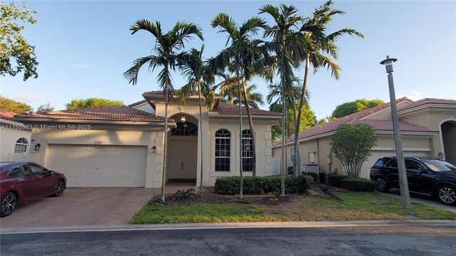7310 Nw 17 Th Ct, House other with 4 bedrooms, 2 bathrooms and null parking in Pembroke Pines FL | Image 46