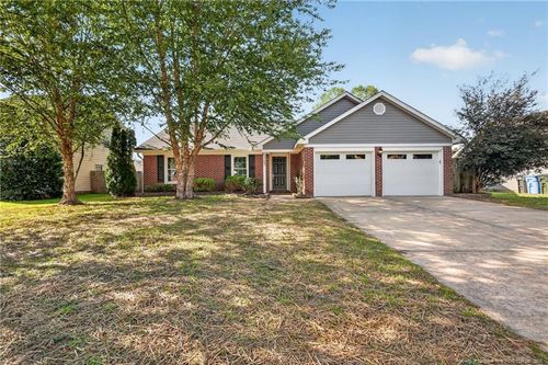 6563 Brookshire St, Fayetteville, NC, 28314-5115 | Card Image