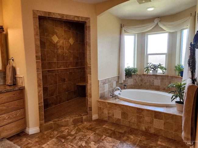 1441 Pound Ln, House other with 6 bedrooms, 4 bathrooms and 2 parking in Clarkston WA | Image 44