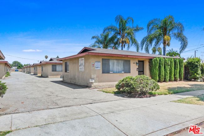 5211 Live Oak St, Home with 32 bedrooms, 16 bathrooms and 24 parking in Bell CA | Image 12