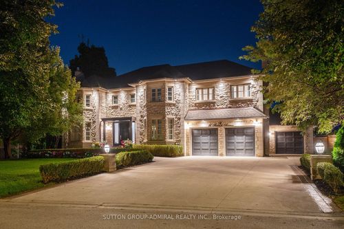 16 Flatbush Ave, Woodbridge, ON, L4L8K3 | Card Image